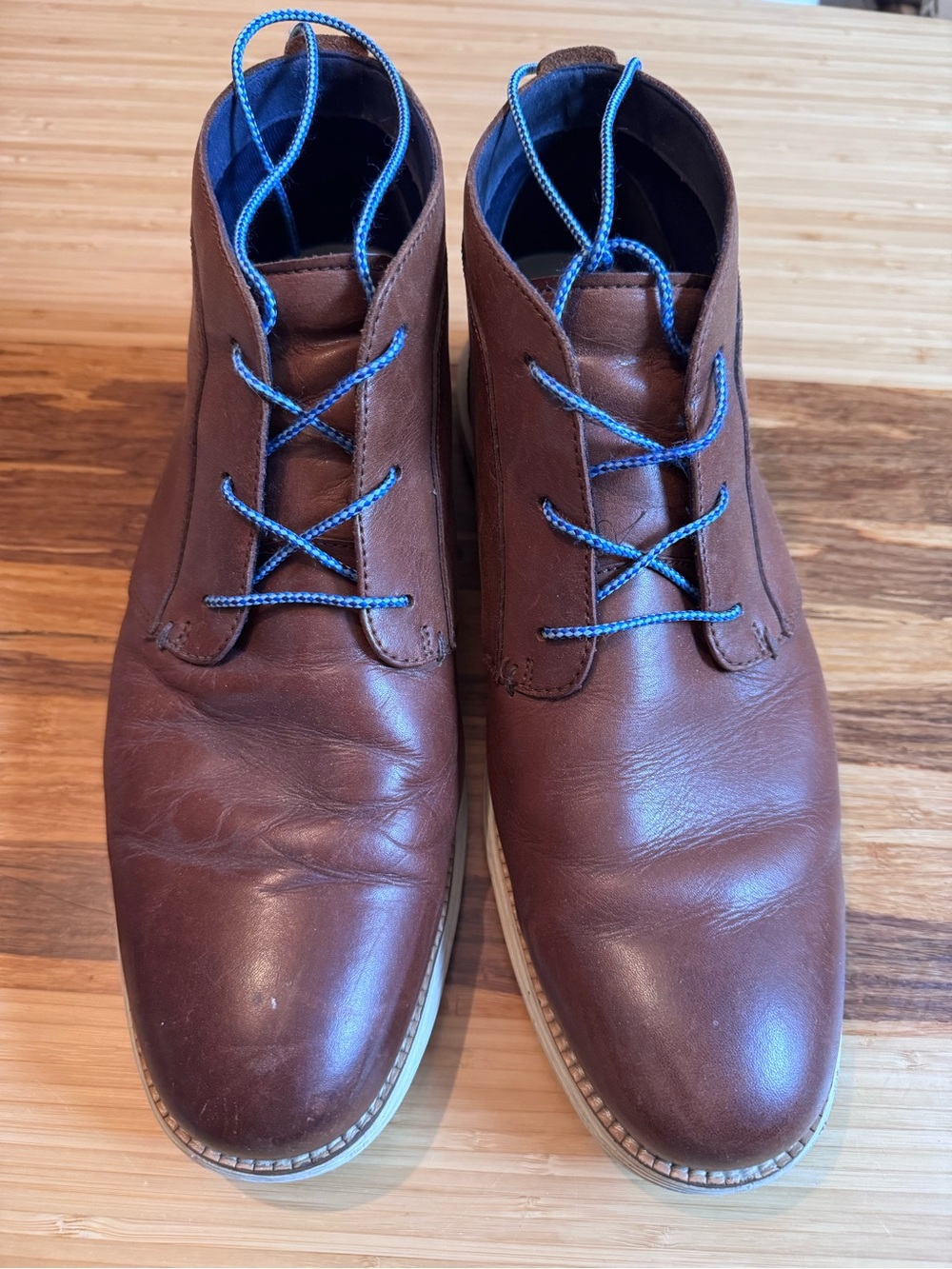 Cole Haan Men’s Brown Leather Chukka Boots White Sole Blue Laces